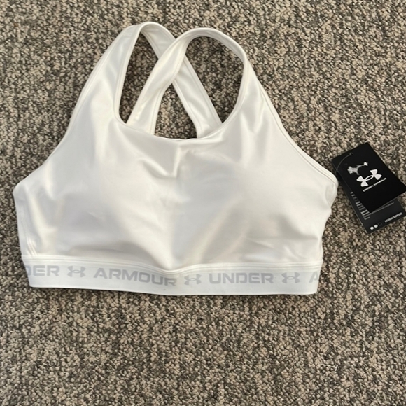 Womens Underarmour compression sports bra-Size XXL - Picture 1 of 3